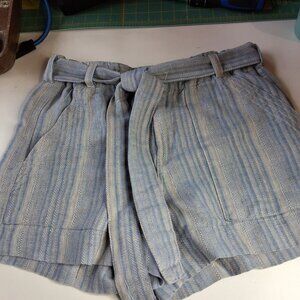 Dylan Women's Linen Shorts